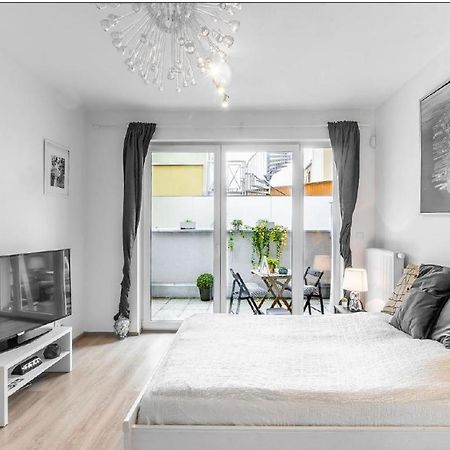 Apartement Blanc de luxe Praha Bagian luar foto